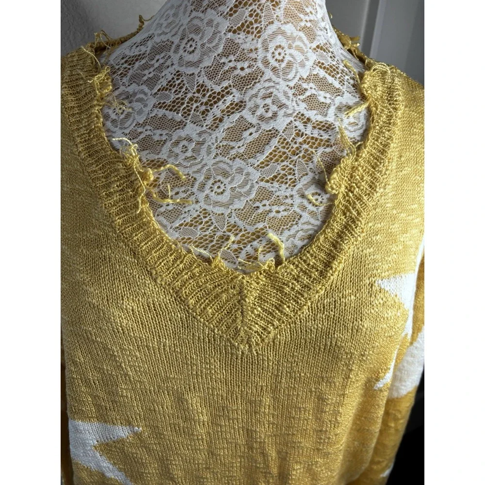 Adora Distressed Star Sweater Raw Hem Cotton Blend Golden Yellow M Boho Y2K‎ NWT